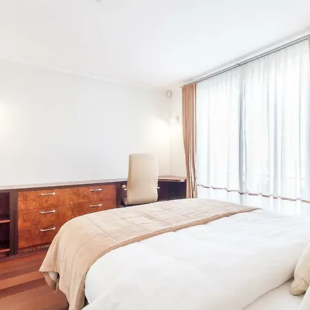Gedimino Av By Urban Rent Apartment Vilnius